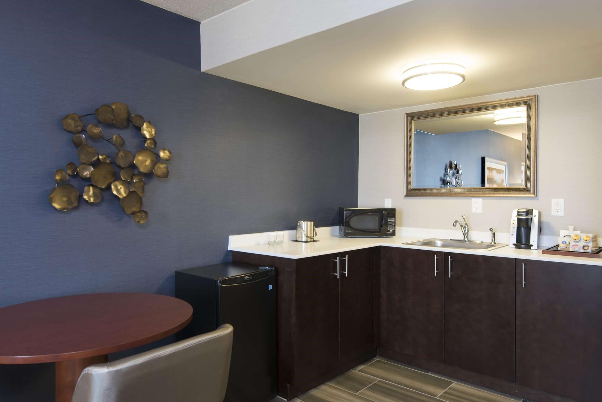 Hotel Doubletree By Hilton Schenectady Exterior foto